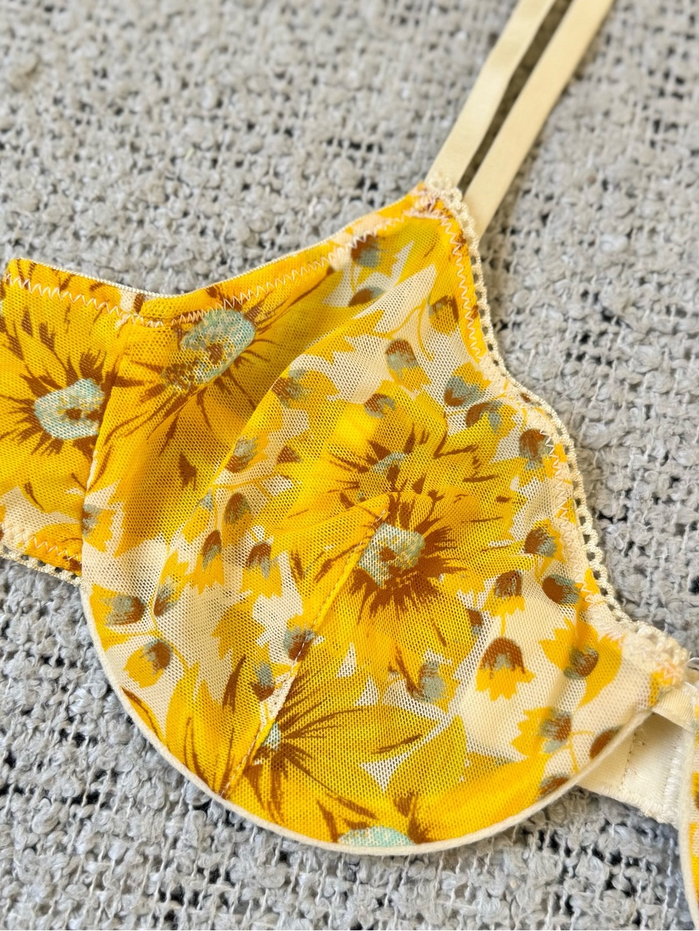 Urban Outfitters Sunflower Mesh Bra 34B - Picture 2 of 6